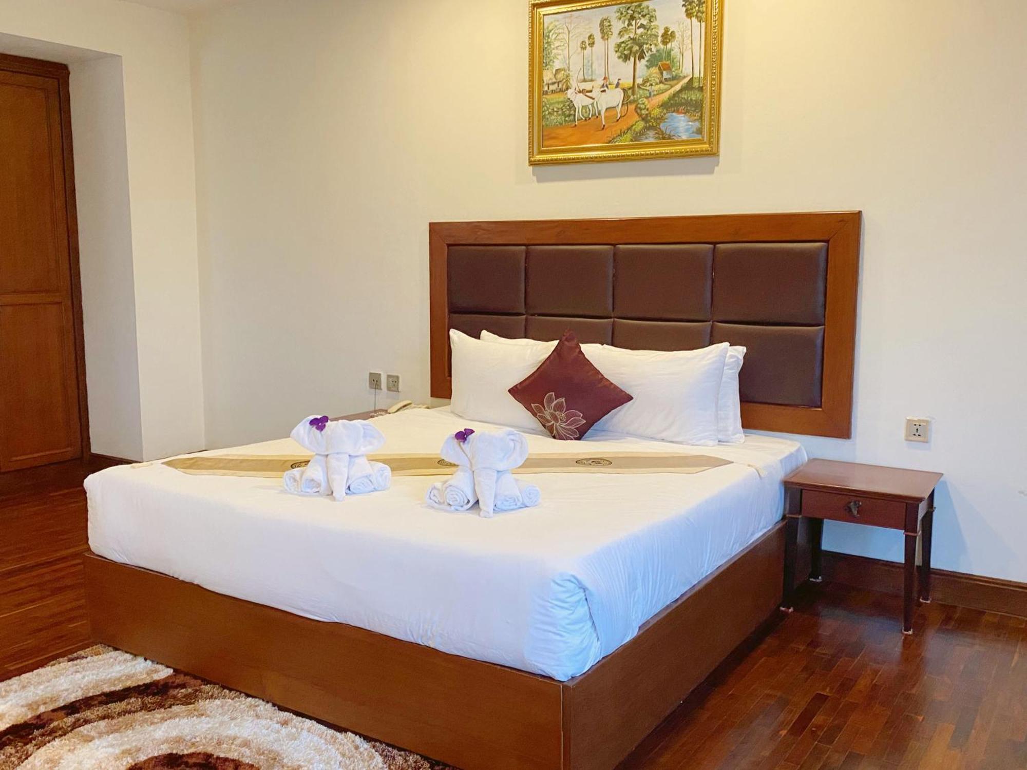 Arawan Riverside Hotel Pakse Exterior photo